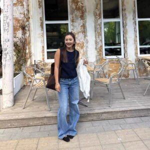 Slim mid-waist classic retro silhouette soft and breathable summer wide-leg denim trousers for women