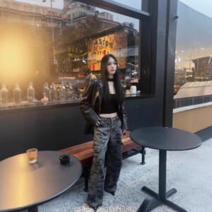 Retro camouflage large pocket cargo pants distressed jeans for women